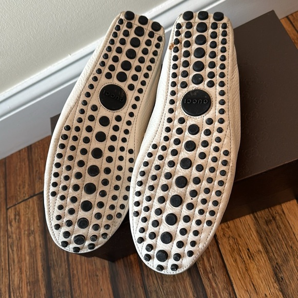Gucci Men’s white loafer - Picture 4 of 5